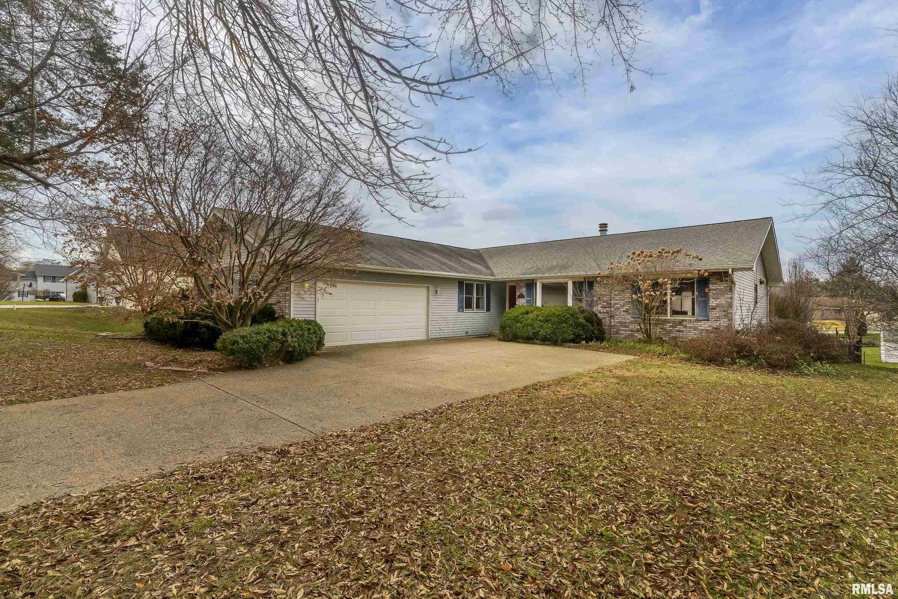 Property Photo:  122 Archelle Drive  IL 62901 