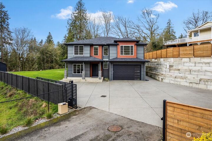 Property Photo:  21915  99th Place S  WA 98031 