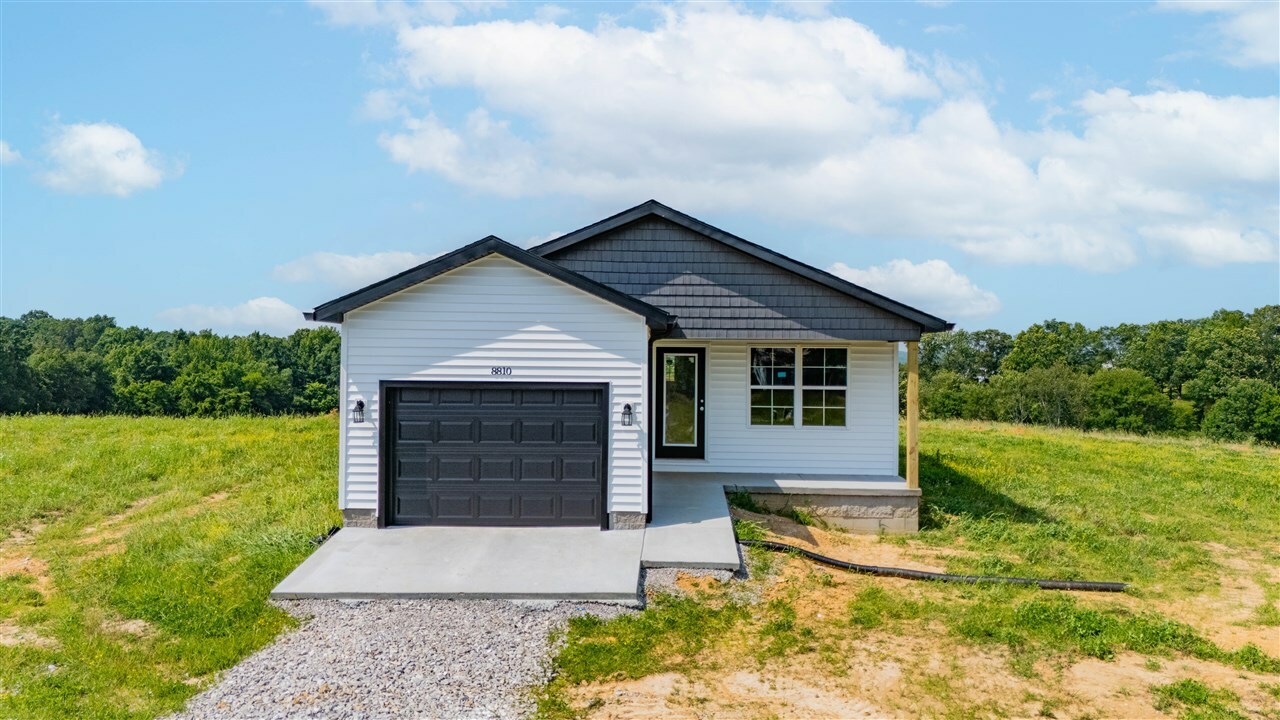 Property Photo: 8810 Richardsville Road KY 42101