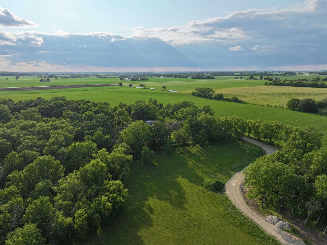 Property Photo: 2300 Afton Road WI 53546