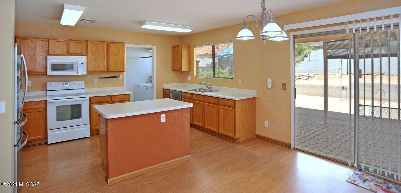 Property Photo:  5566 W Cortaro Crossing Drive  AZ 85742 