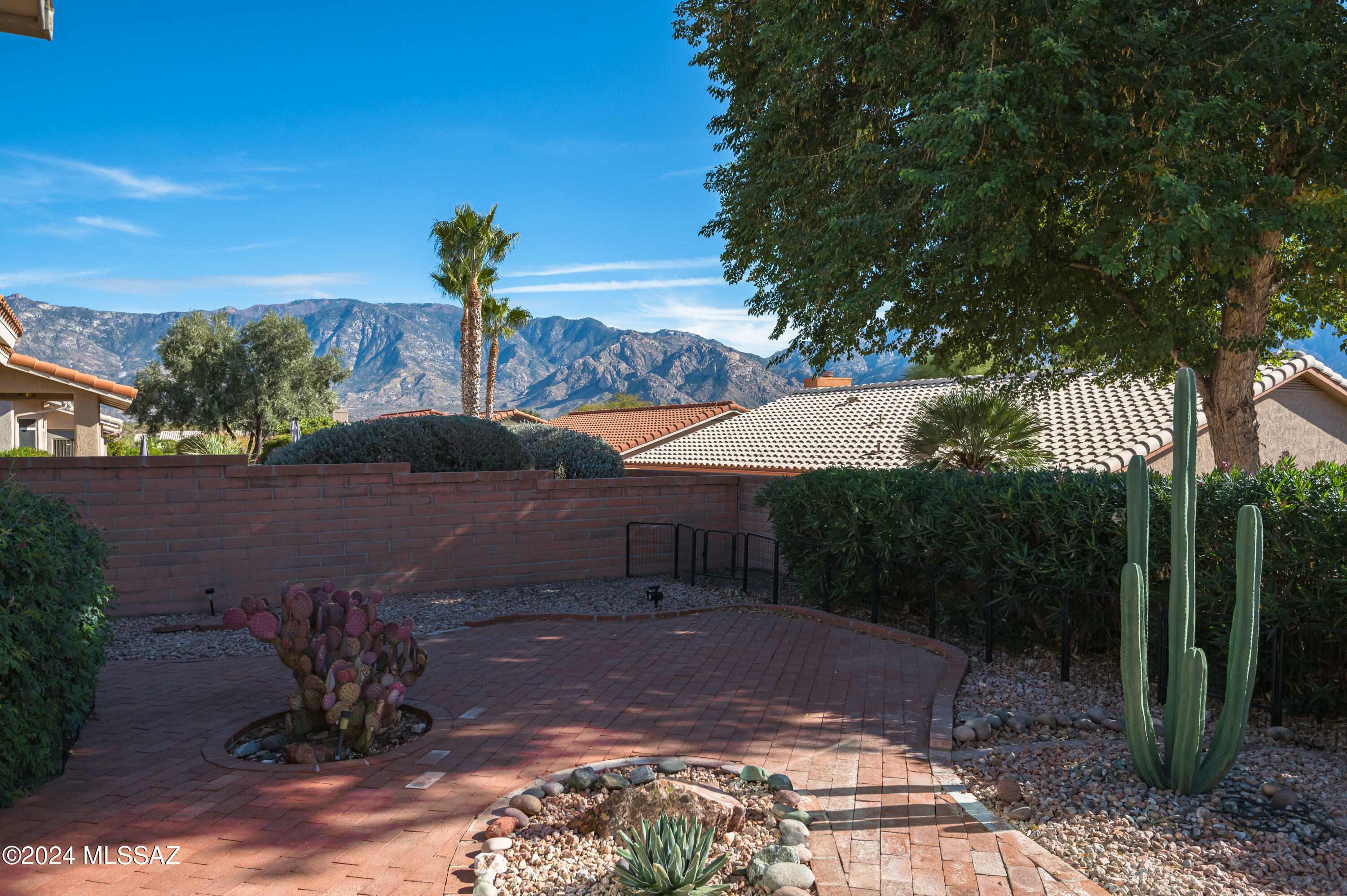 2346 E Nasturtium Street  Oro Valley AZ 85755 photo