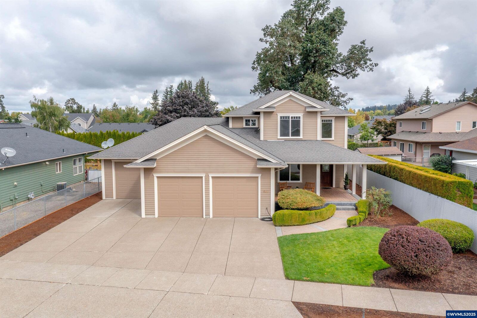 Property Photo:  1537  Meadowlark Dr SE  OR 97383 