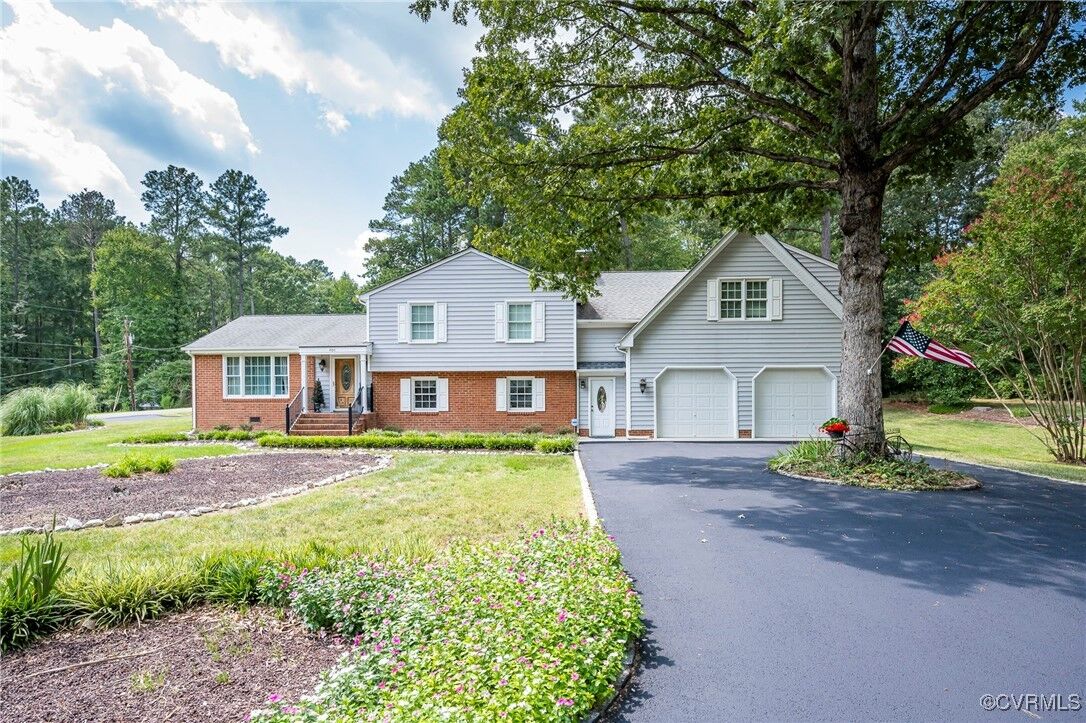 Property Photo:  408 Briarwood Circle  VA 23238 