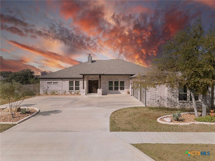 Property Photo:  8305 Dorset Drive  TX 76542