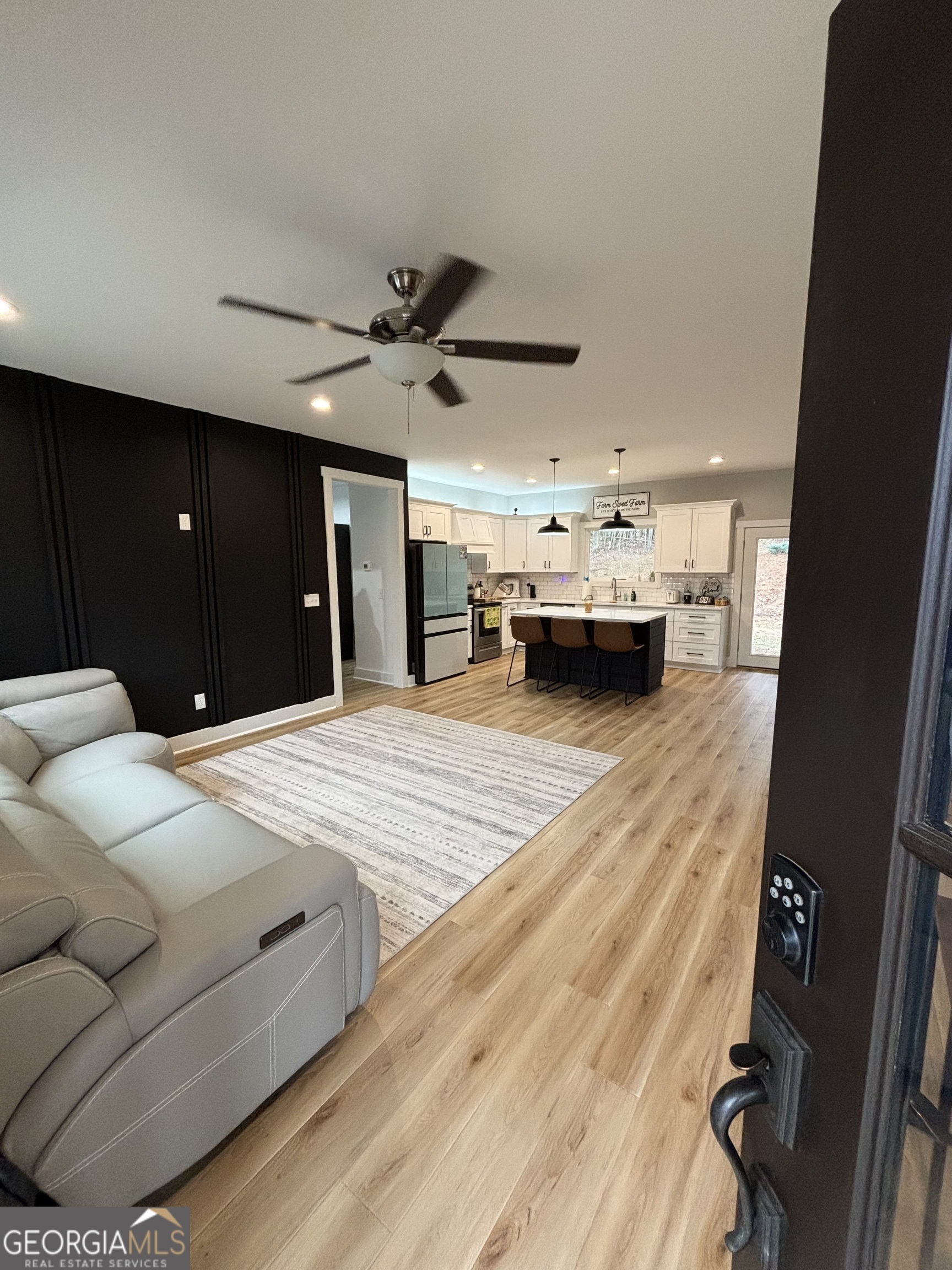 Property Photo: 1217 Eagles Nest Circle GA 30116