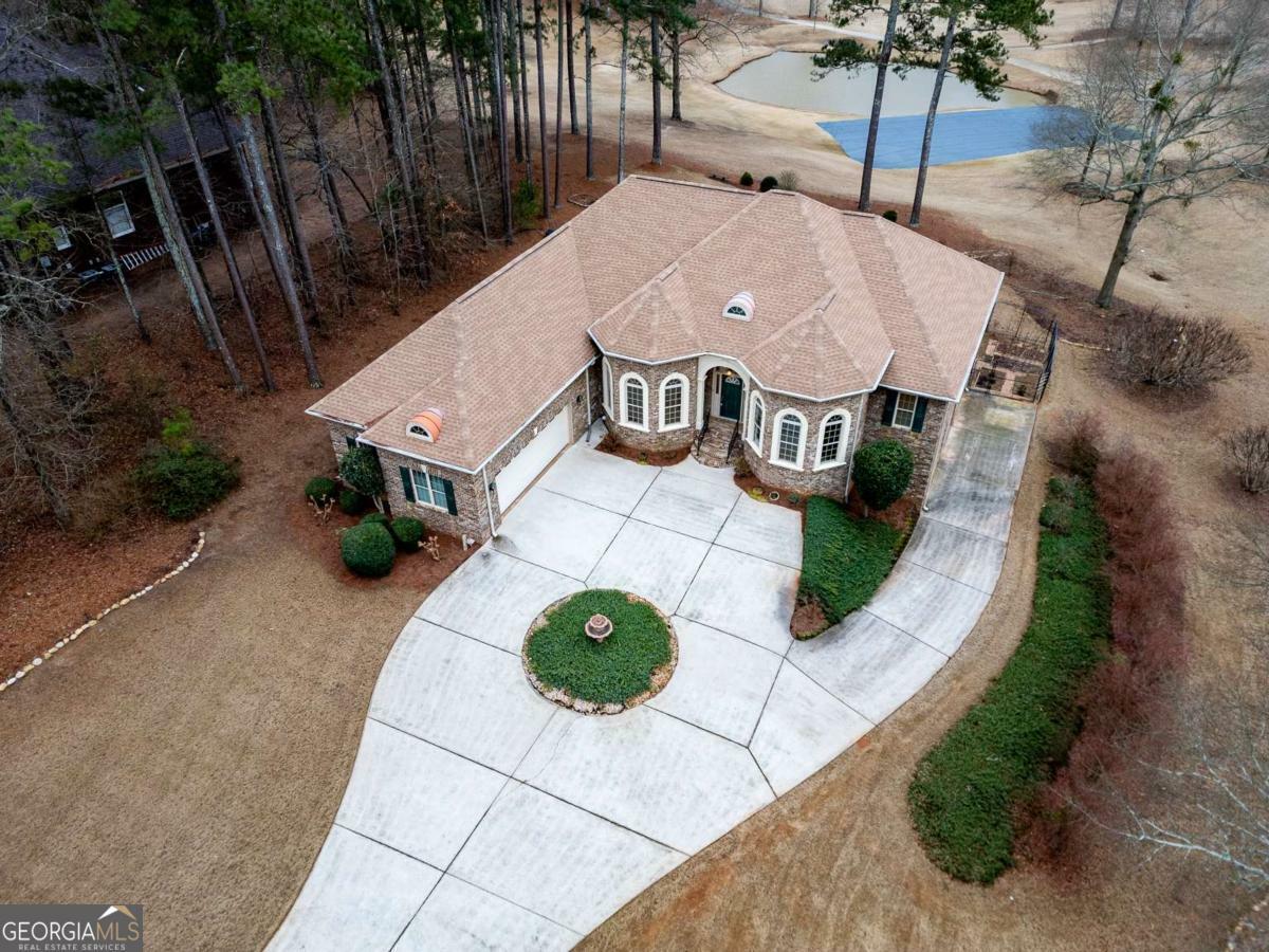 Property Photo:  1010 Lane Creek Court  GA 30621 