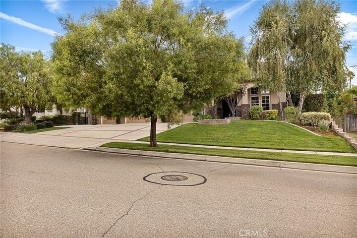 Property Photo: 13385 Canyon Heights Drive CA 92399