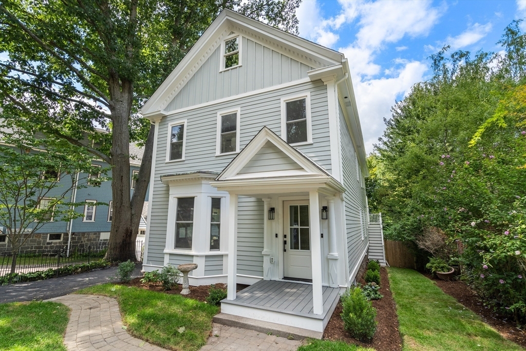 Property Photo:  86 Sherwood St A  MA 02131 