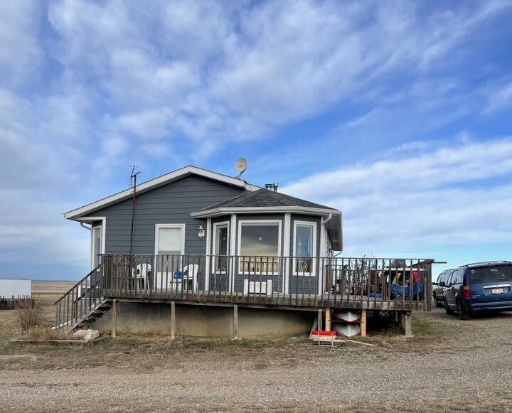Property Photo: 122061A 501 Highway E AB T0K 1M0