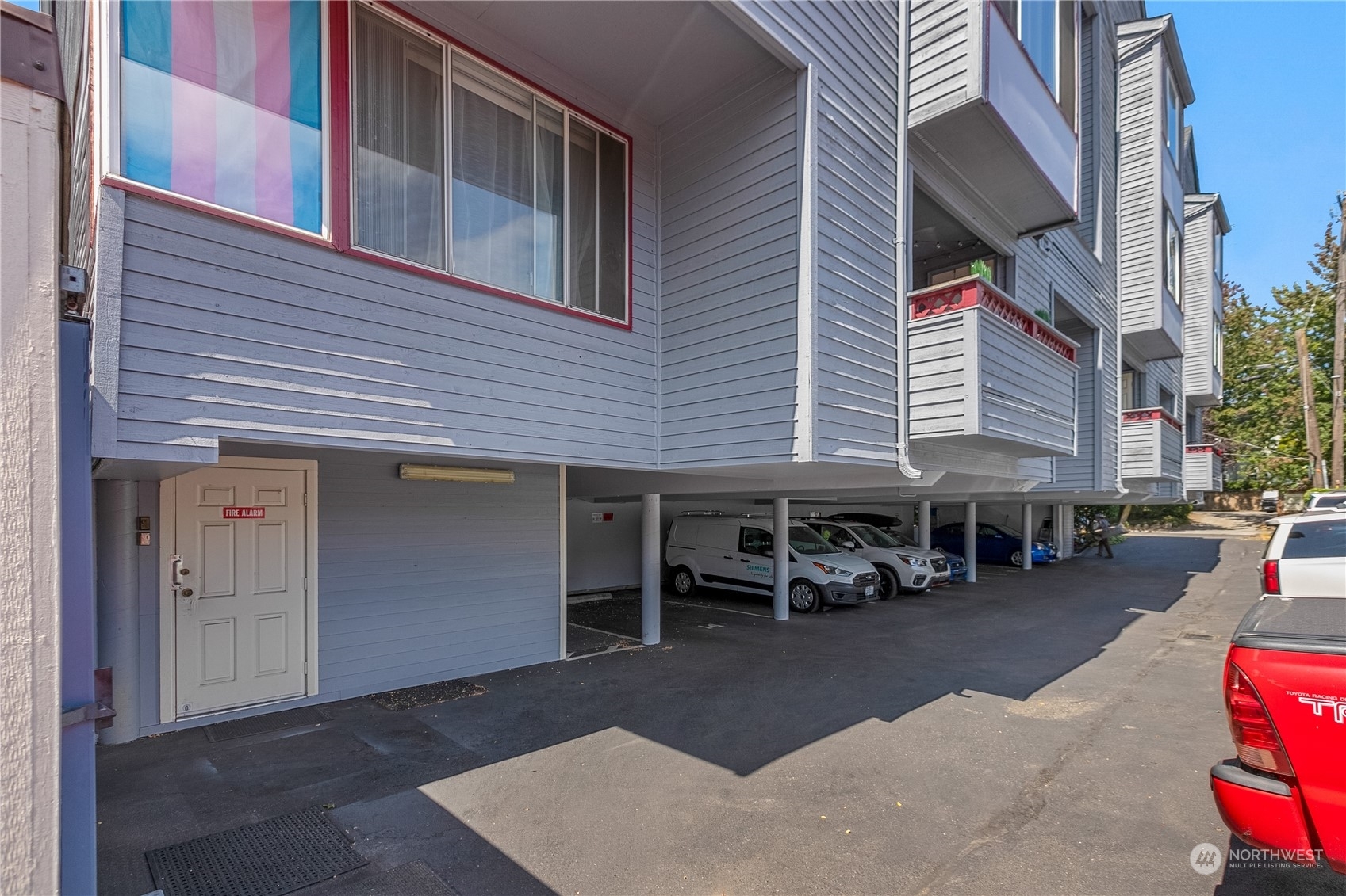 Property Photo:  1455 E Harrison Street C10  WA 98102 