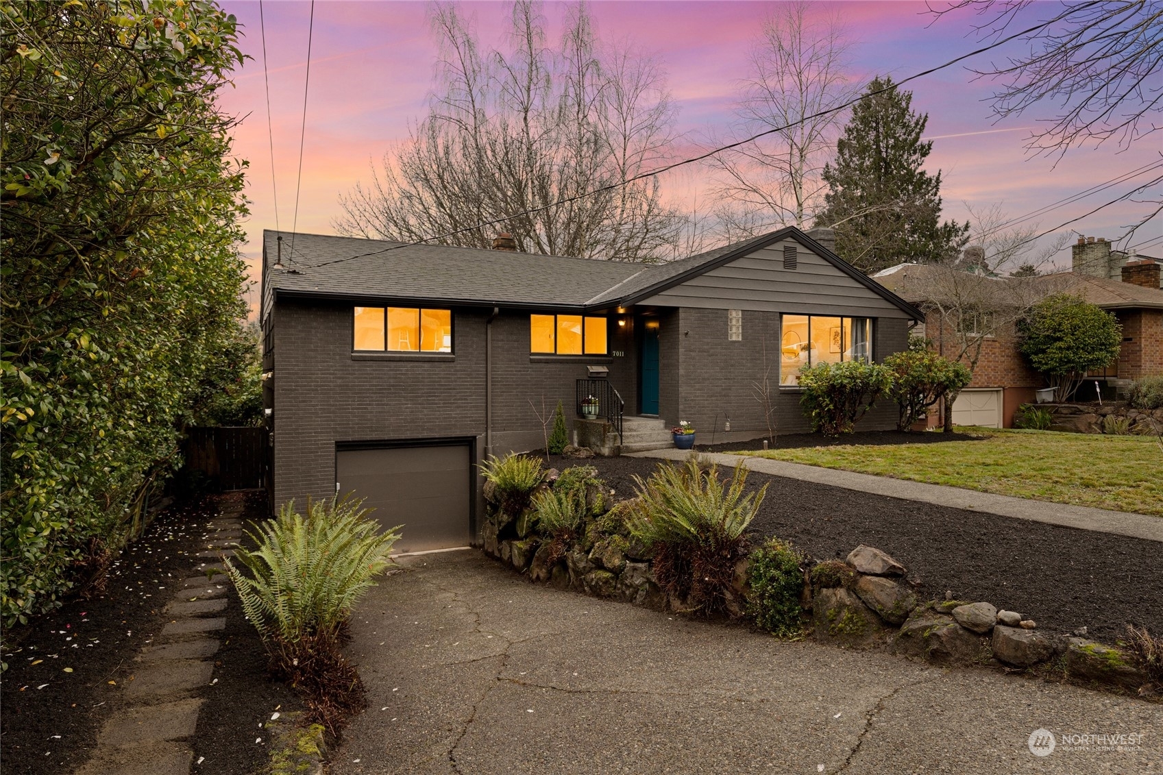 Property Photo:  7011  42nd Avenue NE  WA 98115 