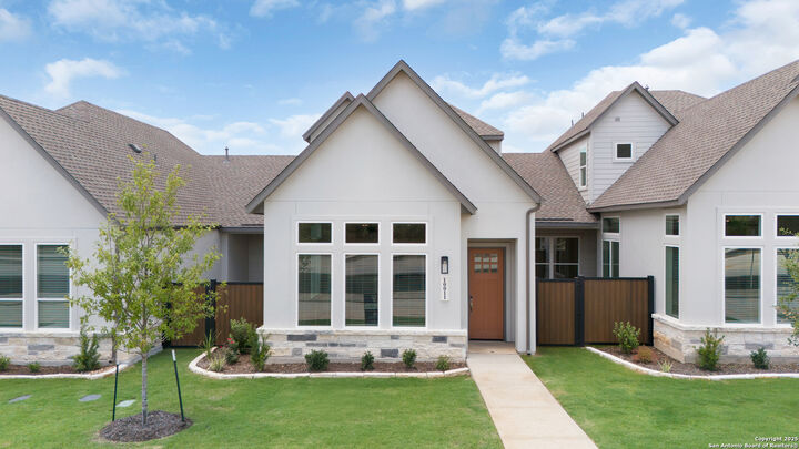 10011 University Way  San Antonio TX 78224 photo