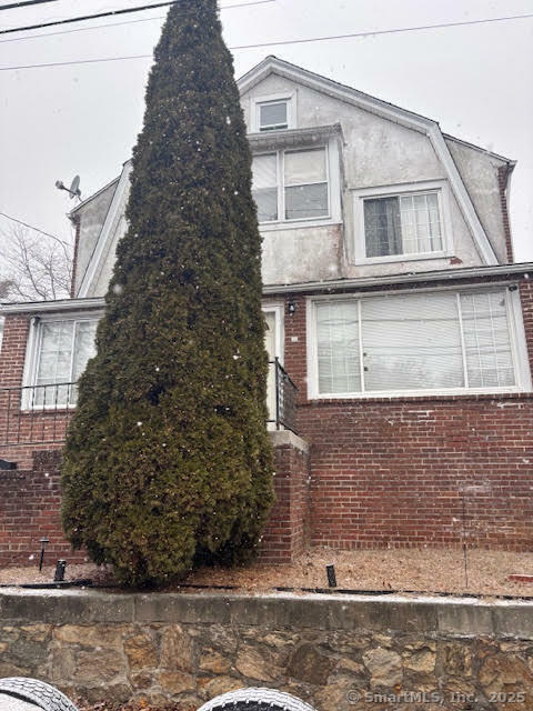 Property Photo:  94 Balsam Avenue 1  CT 06606 