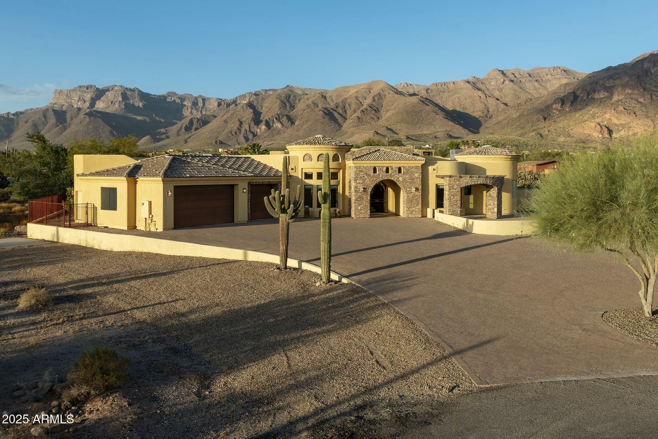 Property Photo:  10630 E Cactus View Circle  AZ 85118 