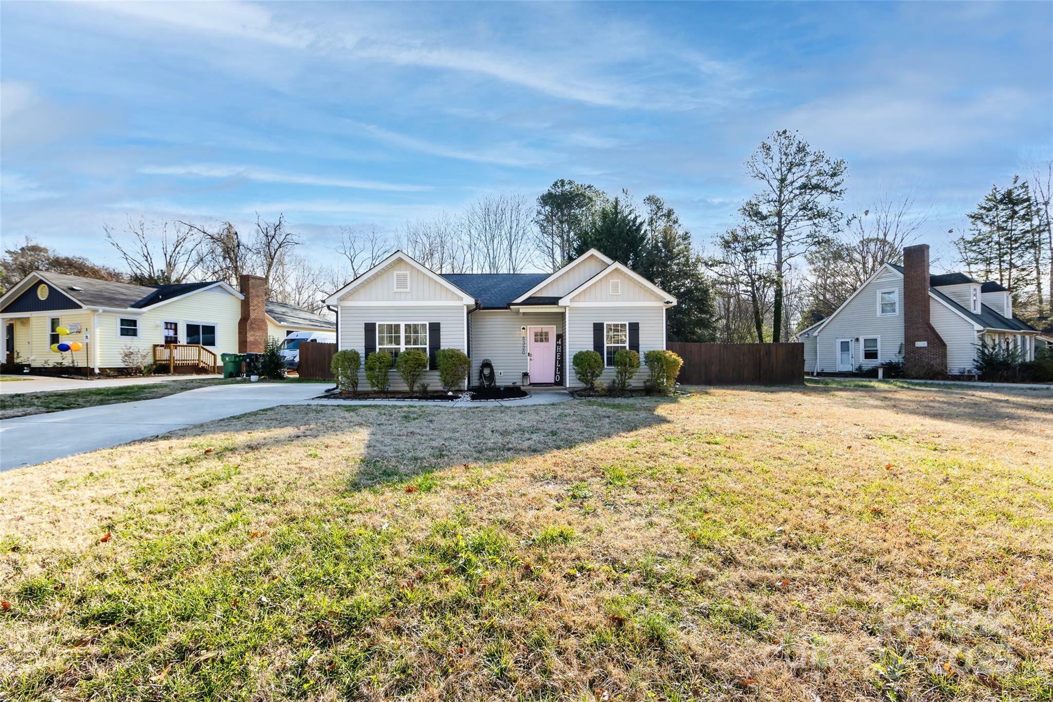 Property Photo:  6320 Old Meadow Road  NC 28227 