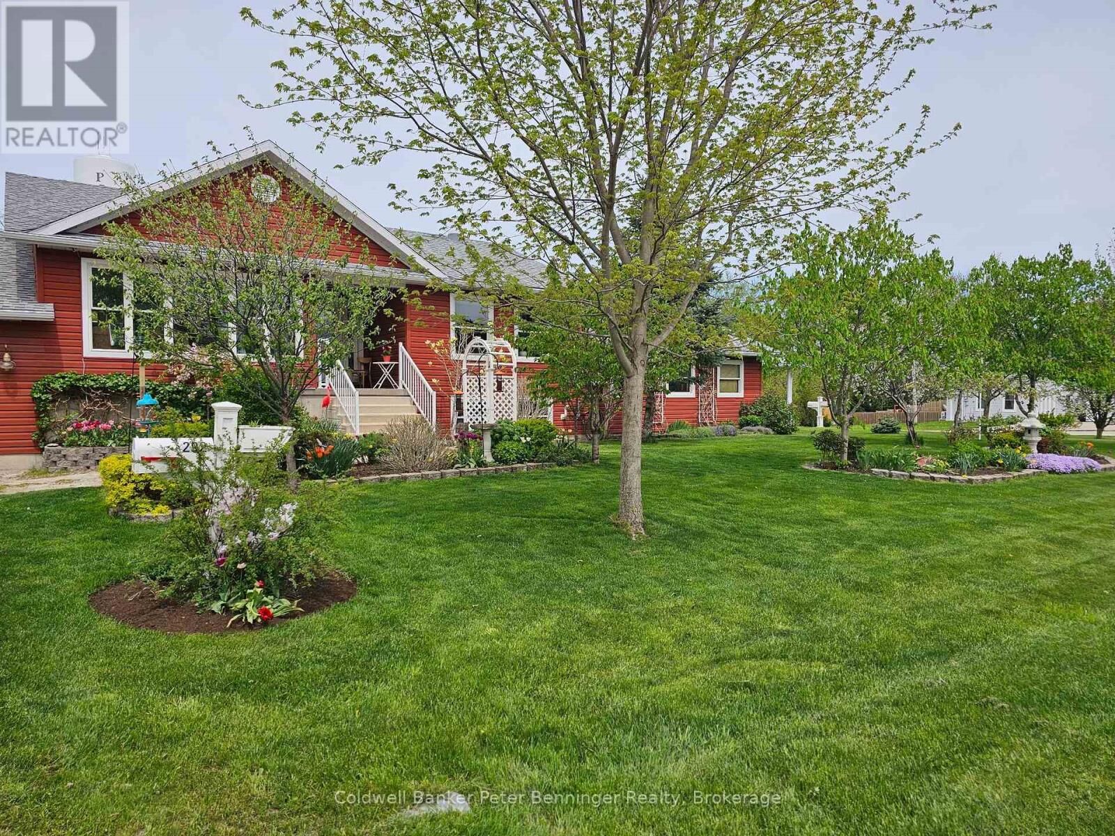 Photo de la propriété:  292 Balaklava Street  ON N0G 2N0 