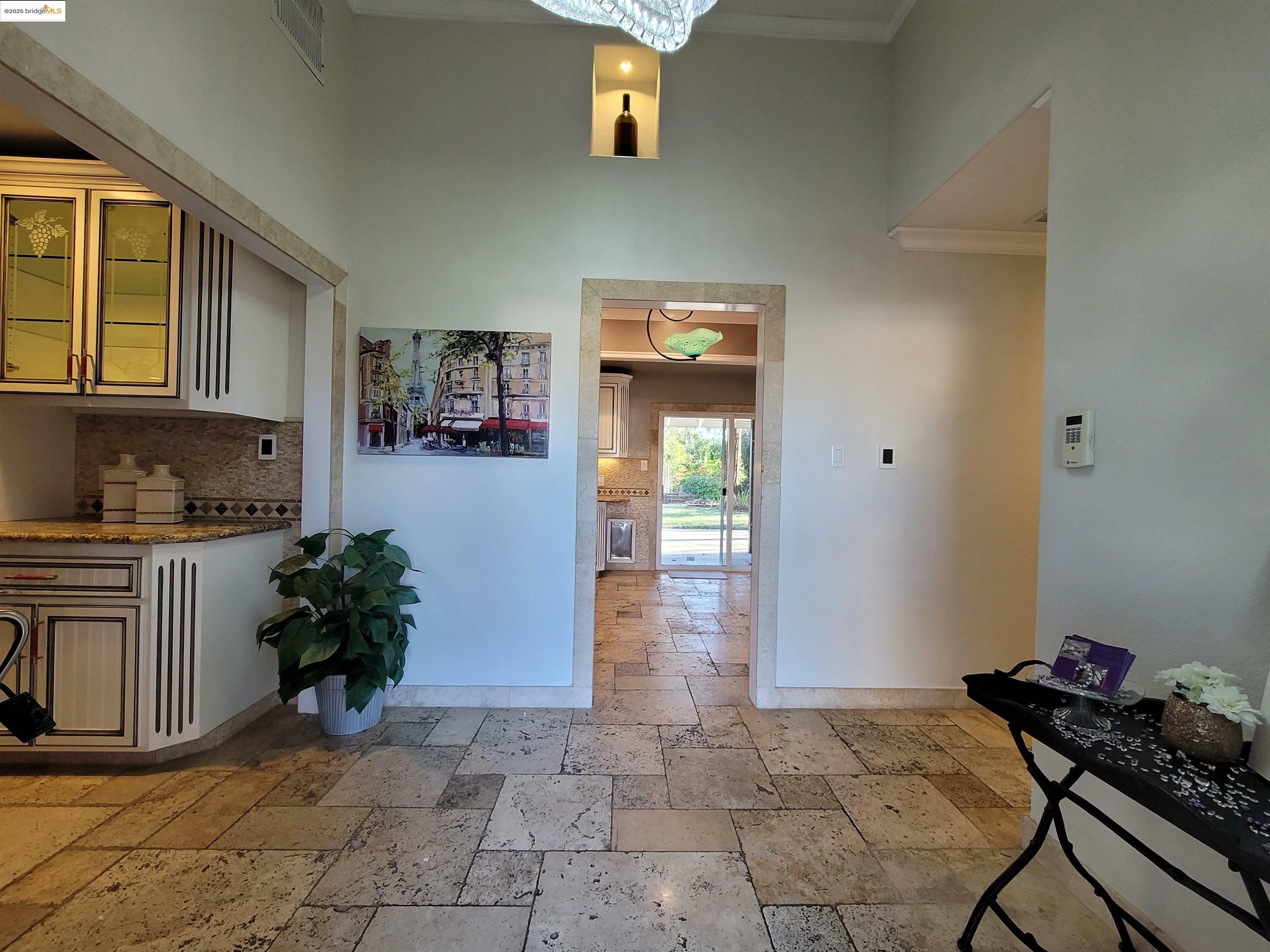 Property Photo:  1180 Quail Ct  CA 94518 