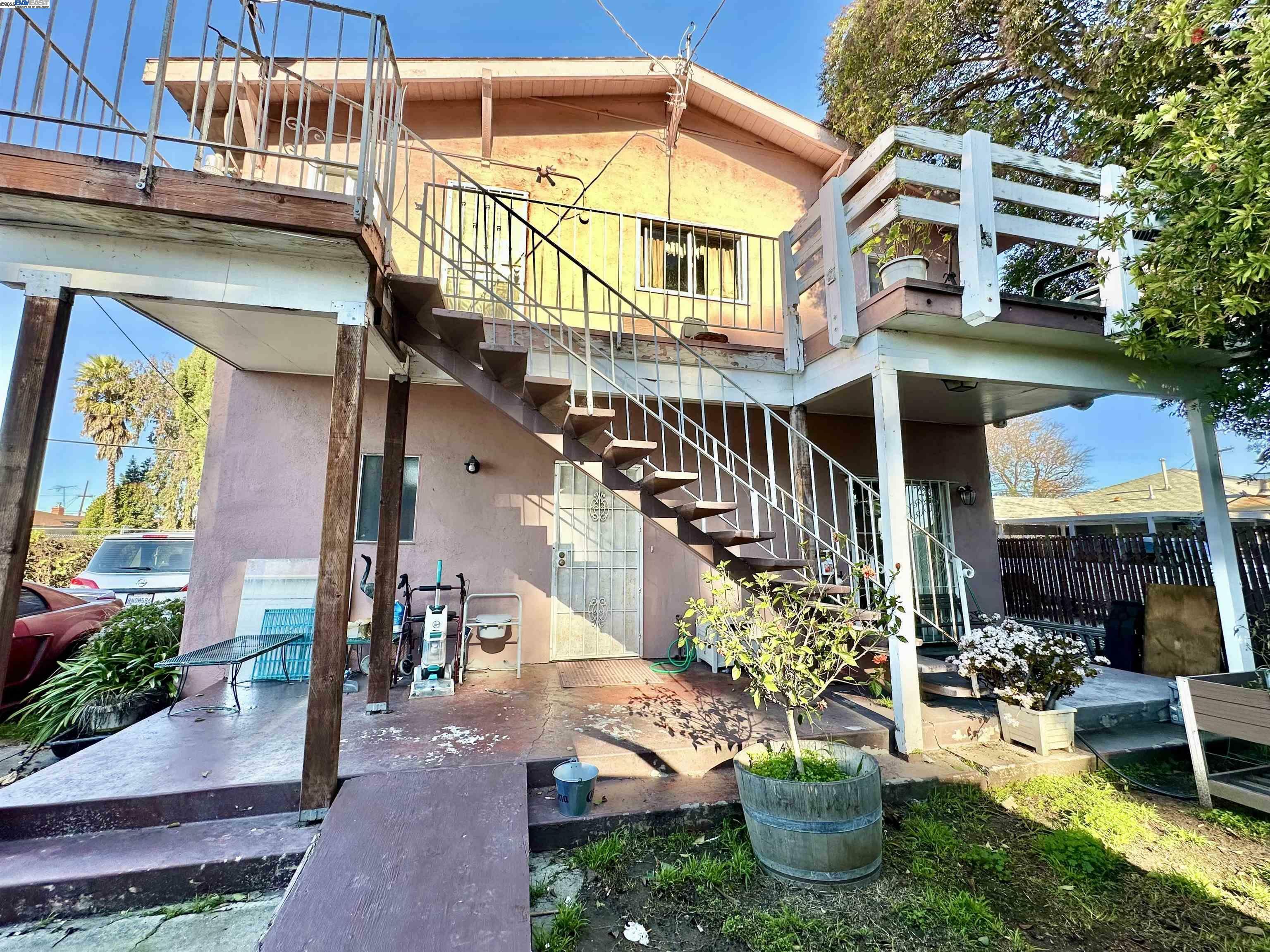 Property Photo:  1298 Folsom Ave  CA 94544 