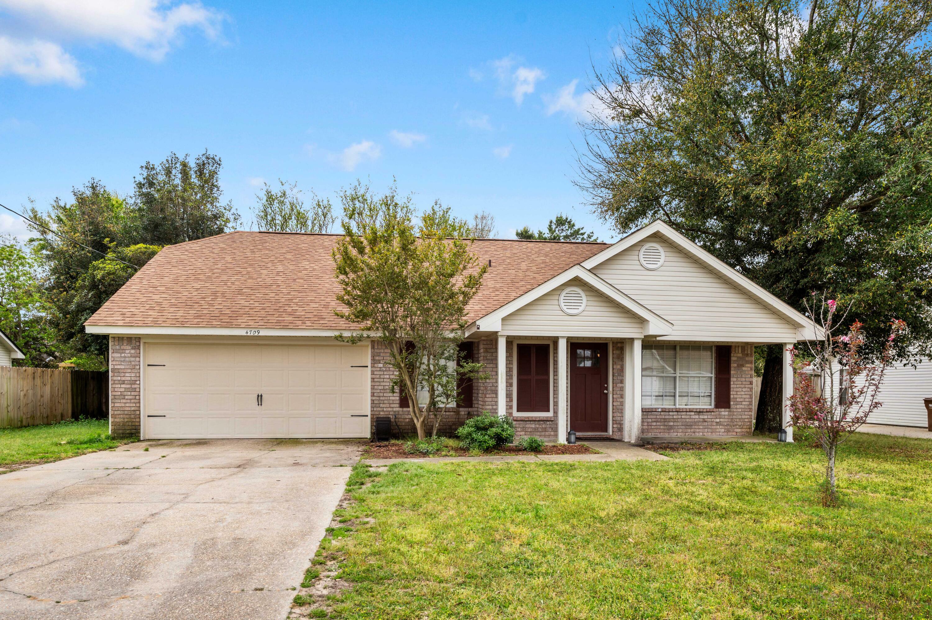 Property Photo: 4709 Constellation Drive FL 32563