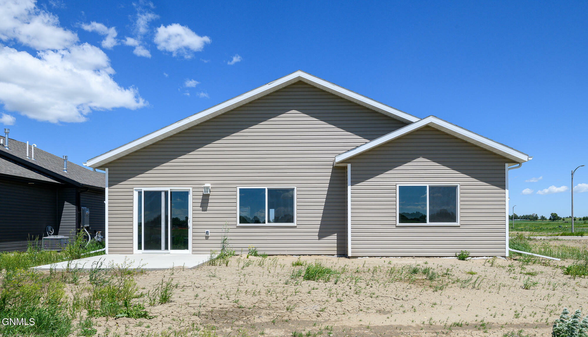 Property Photo:  5825 Reily Road  ND 58504 