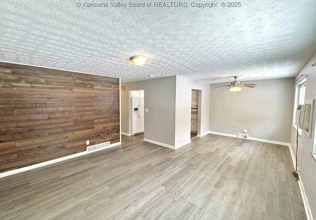 Property Photo: 407 South Street WV 25303