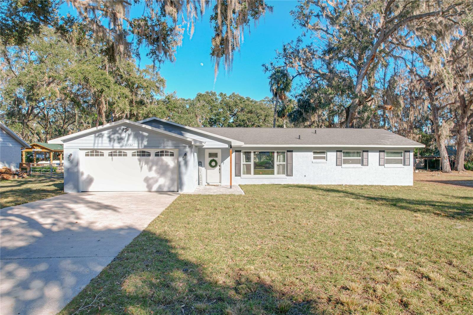 30722 Cove Road  Tavares FL 32778 photo