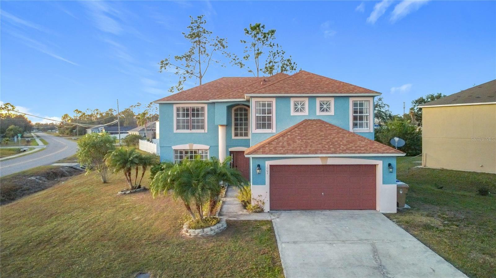 Property Photo:  1001 Dampierre Court  FL 34759 