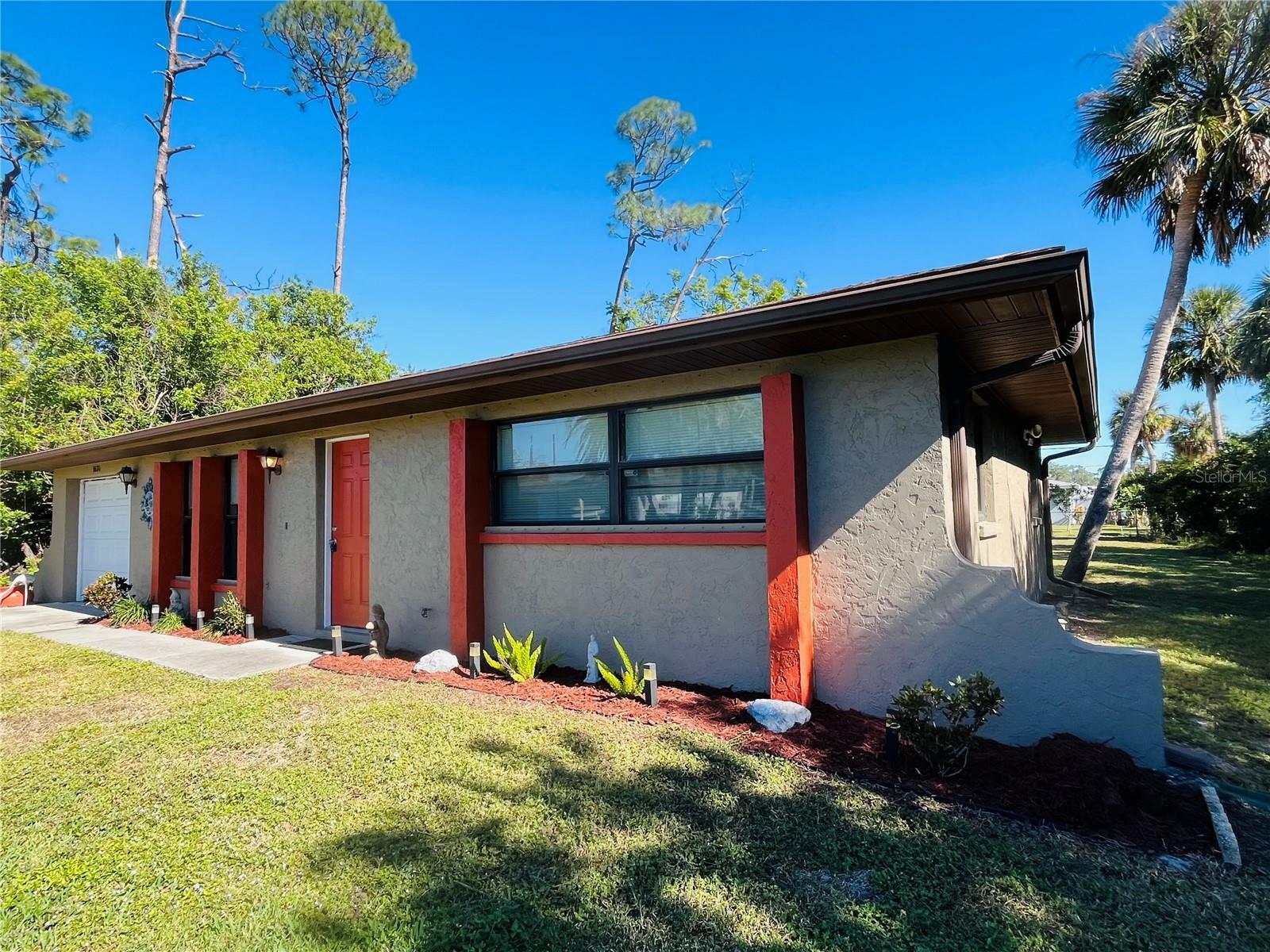 Property Photo: 1434 Viscaya Drive FL 33952