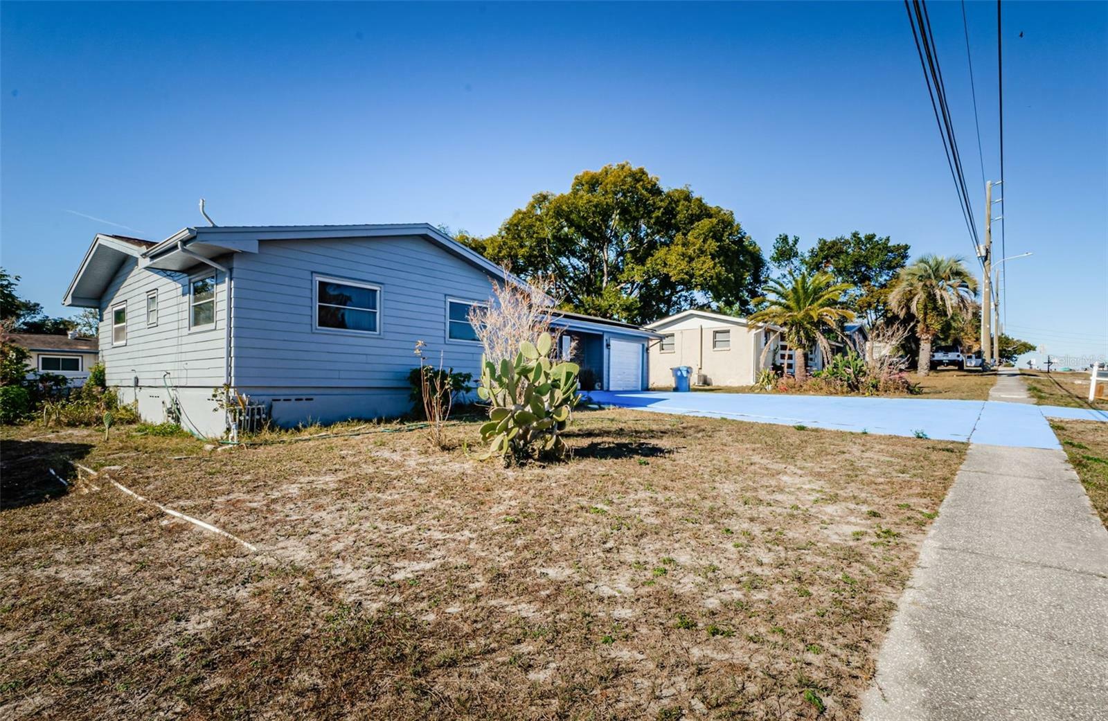 Property Photo:  4573 Deltona Boulevard  FL 34606 