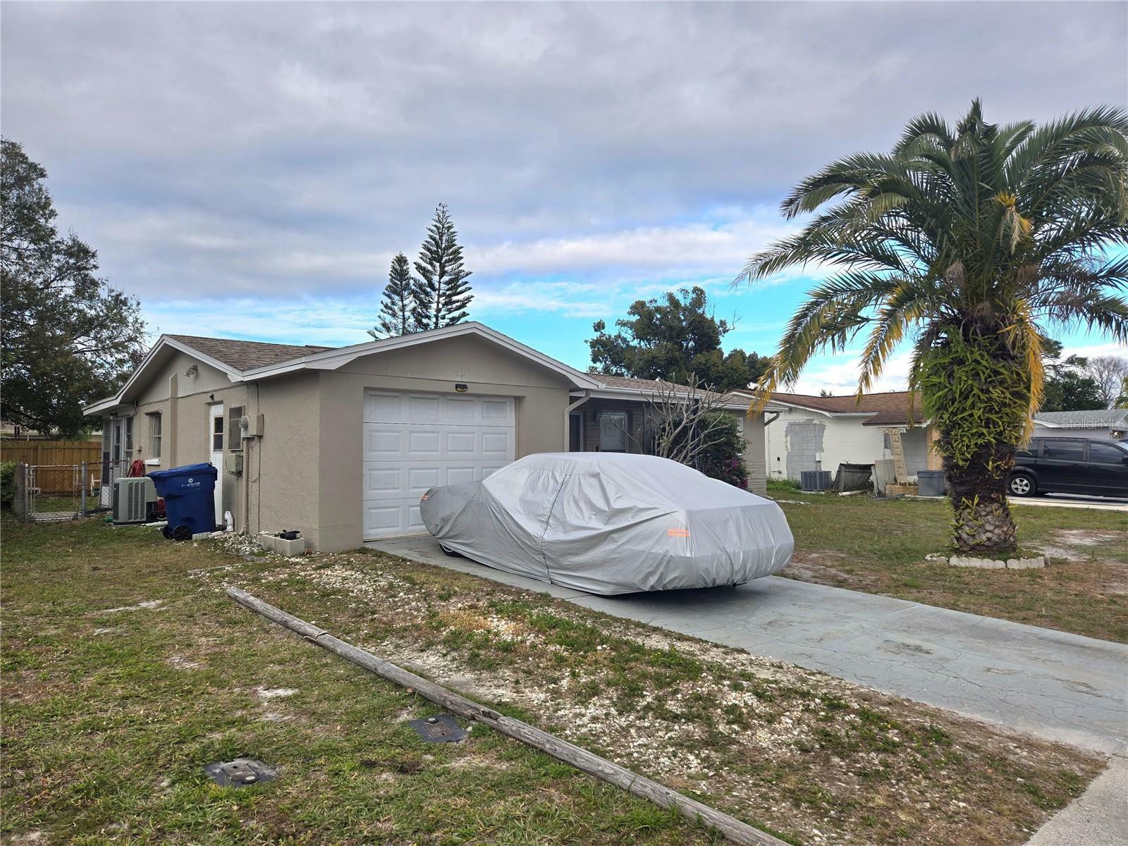 Property Photo:  3041 Primrose Drive  FL 34691 