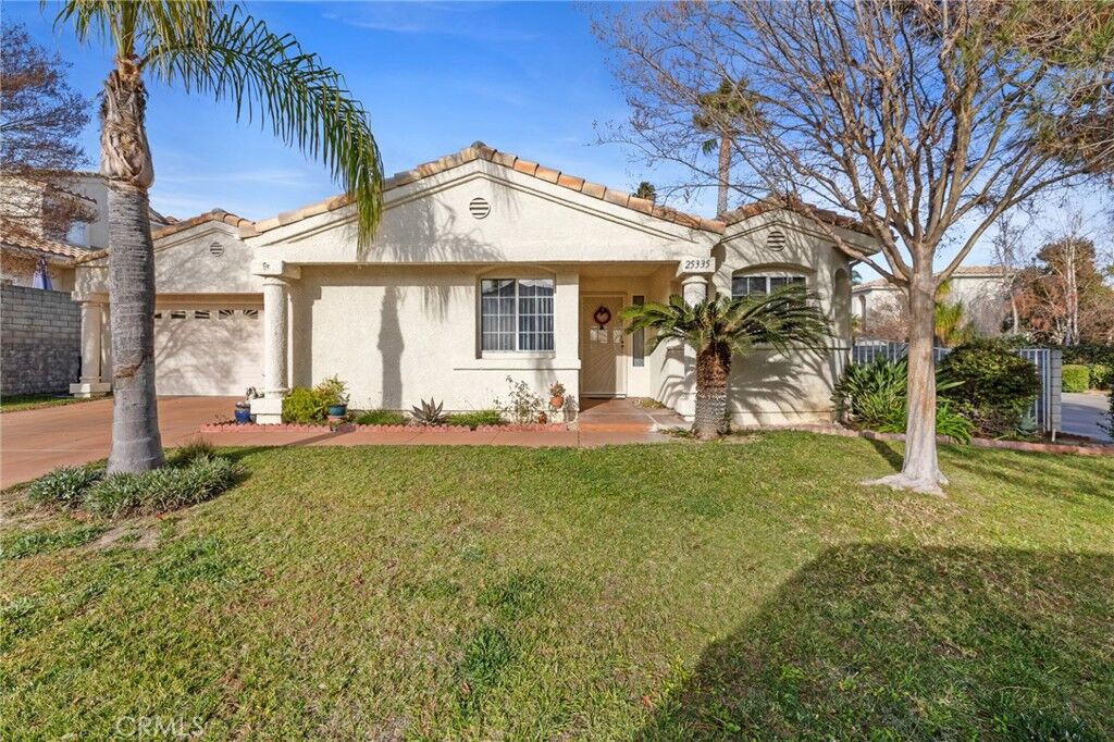 Property Photo:  25335 Bowie Court  CA 91381 