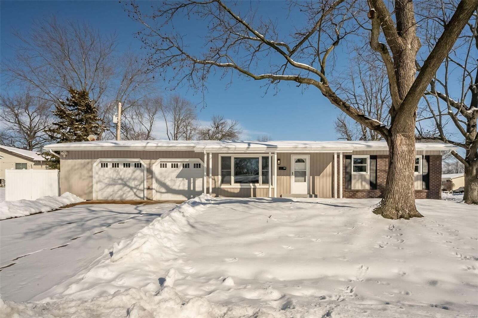 Property Photo: 1485 Flamingo Drive MO 63031