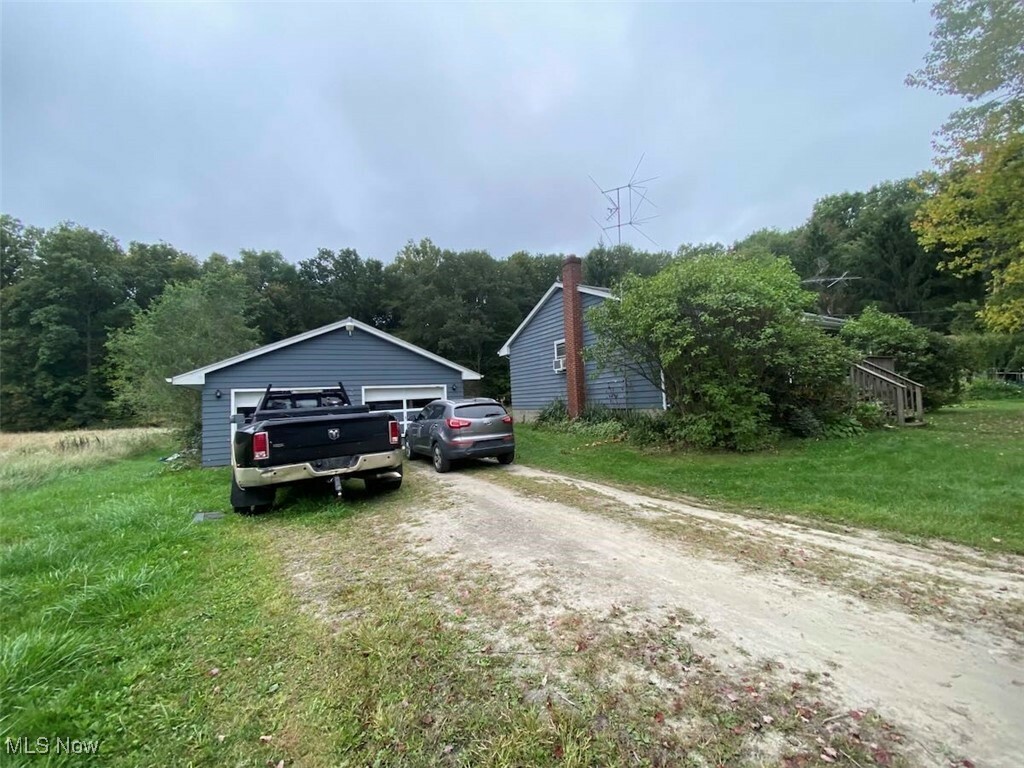 Property Photo: 10012 Minyoung Road OH 44266