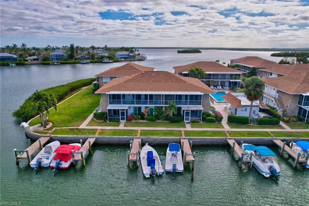 Property Photo: 330 Kon Tiki Dr E7 FL 34113