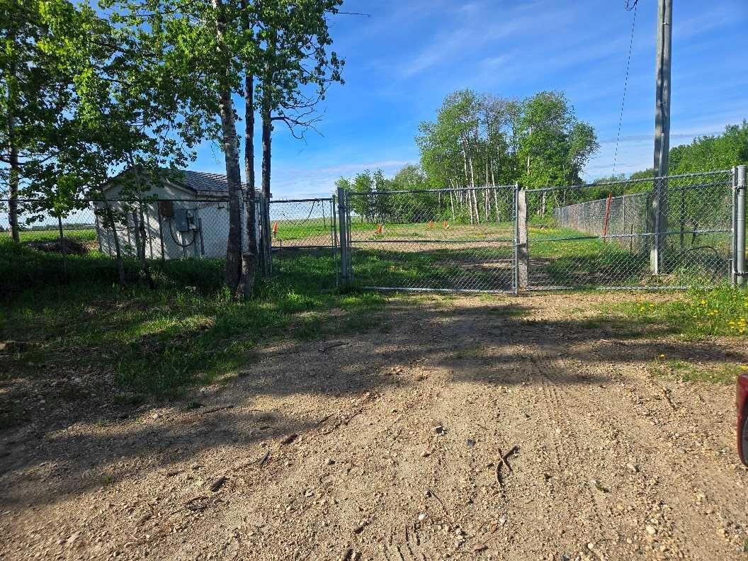 Property Photo: 1019 391 Township AB T4P 0E8