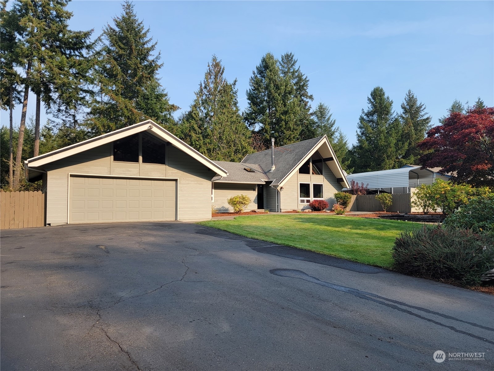 Property Photo:  81 E Detroit Drive  WA 98524 