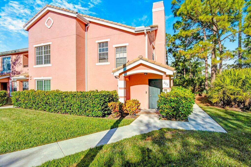 Property Photo:  106 SW Peacock Boulevard 4-203  FL 34986 