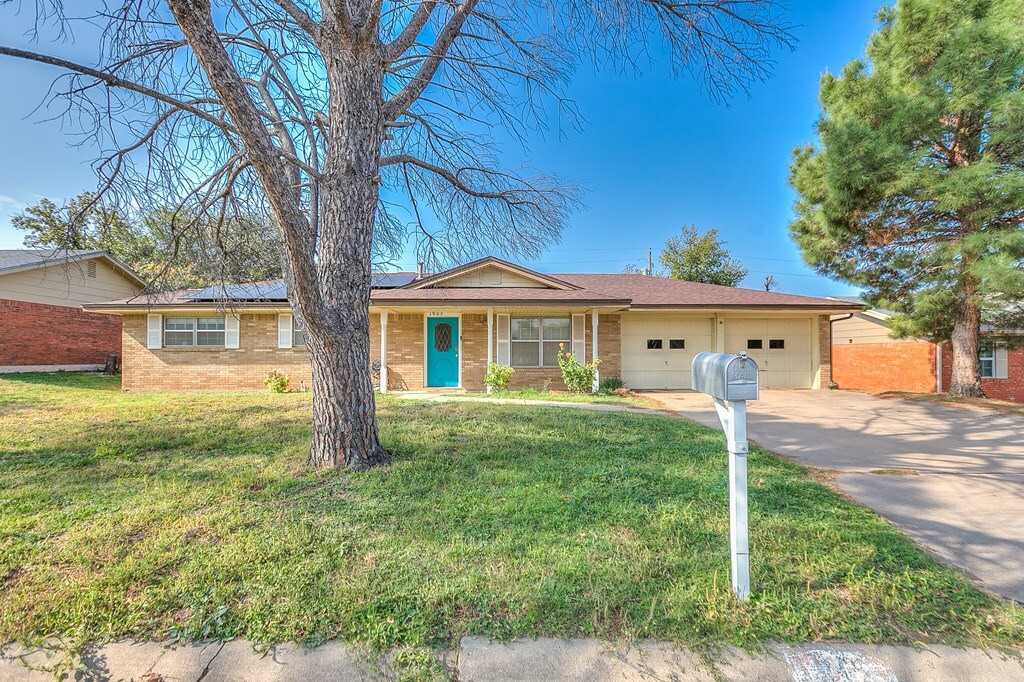 Property Photo:  1905 N Harrison St  TX 76901 