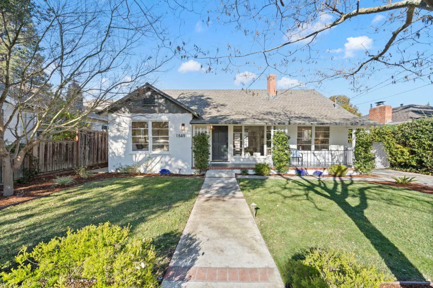 Property Photo:  1549 Union Avenue  CA 94061 