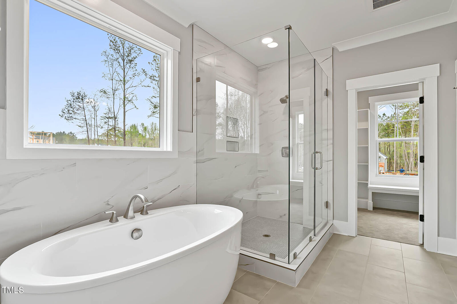 Property Photo: 3912 Cedar Knolls Drive NC 27596