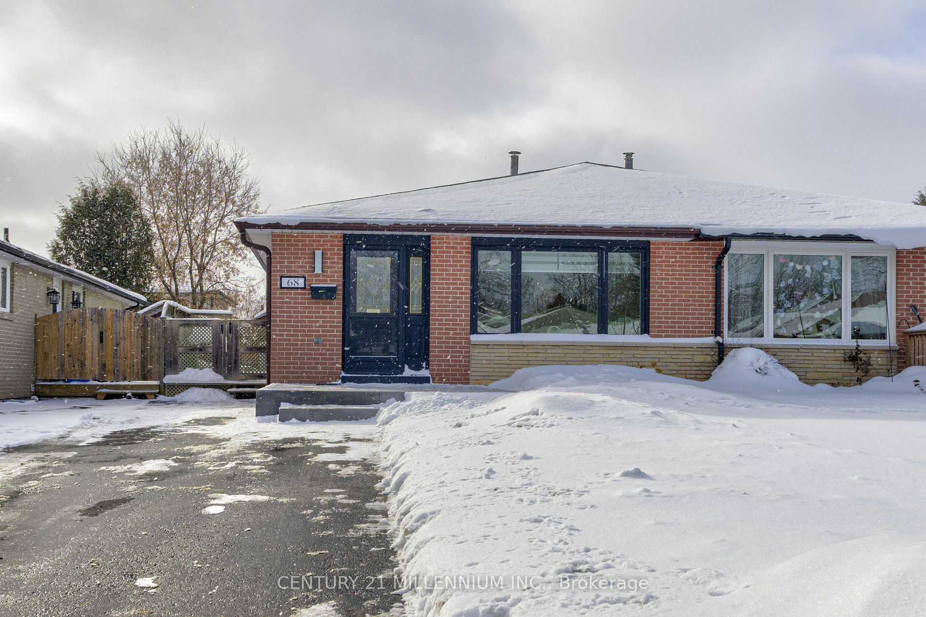 Property Photo:  68 Carlton Dr  ON L9W 2X9 