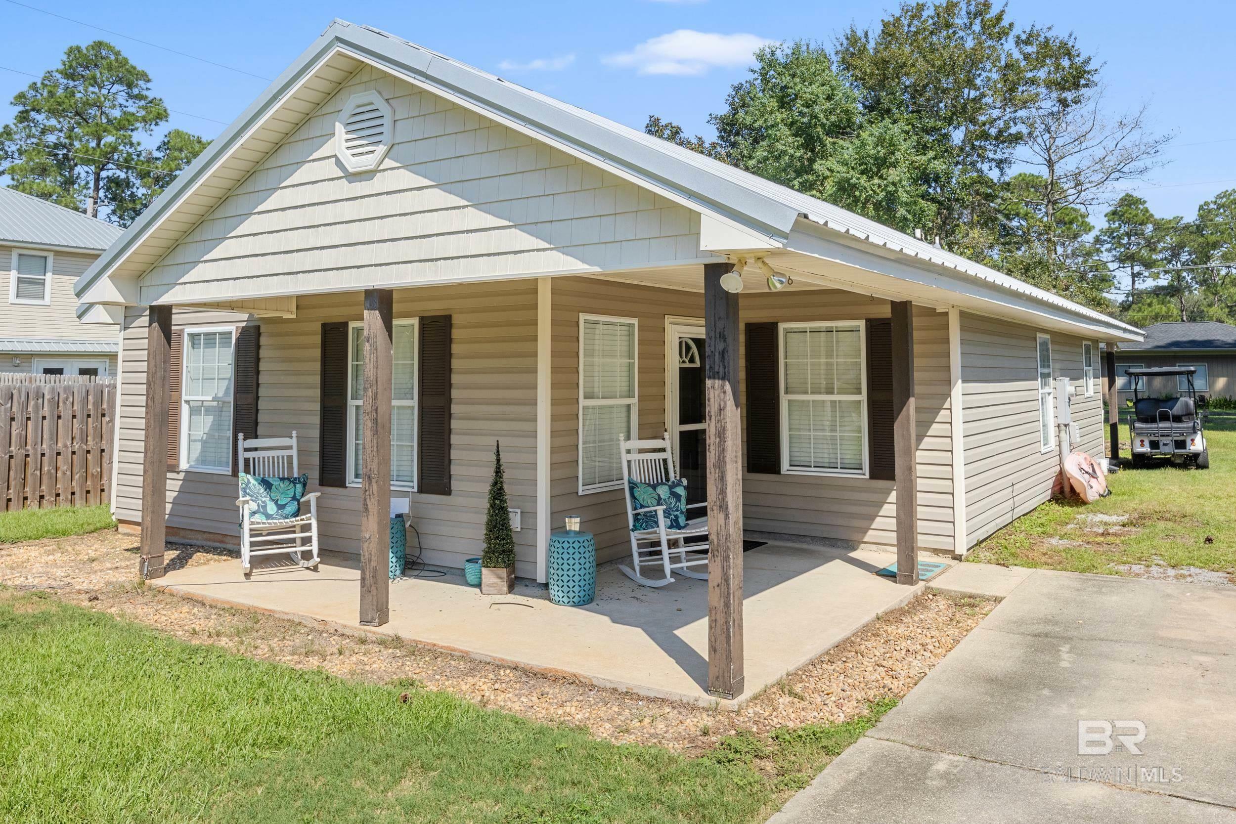 Property Photo:  408 E 21st Avenue  AL 36542 