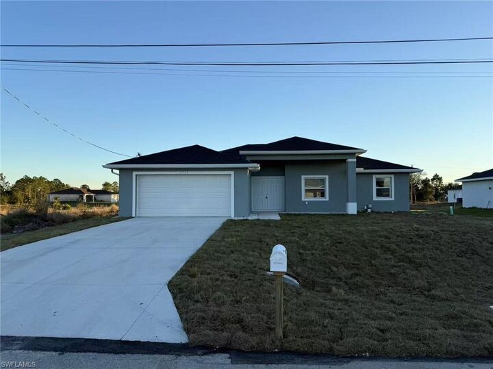 3705 26th St SW  Lehigh Acres FL 33976 photo