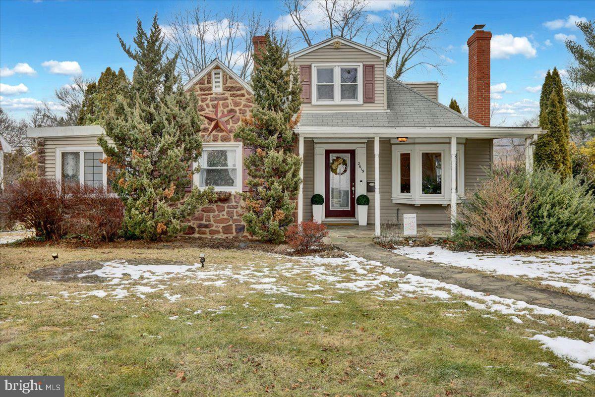 Property Photo:  2619 Park Street  PA 19606 