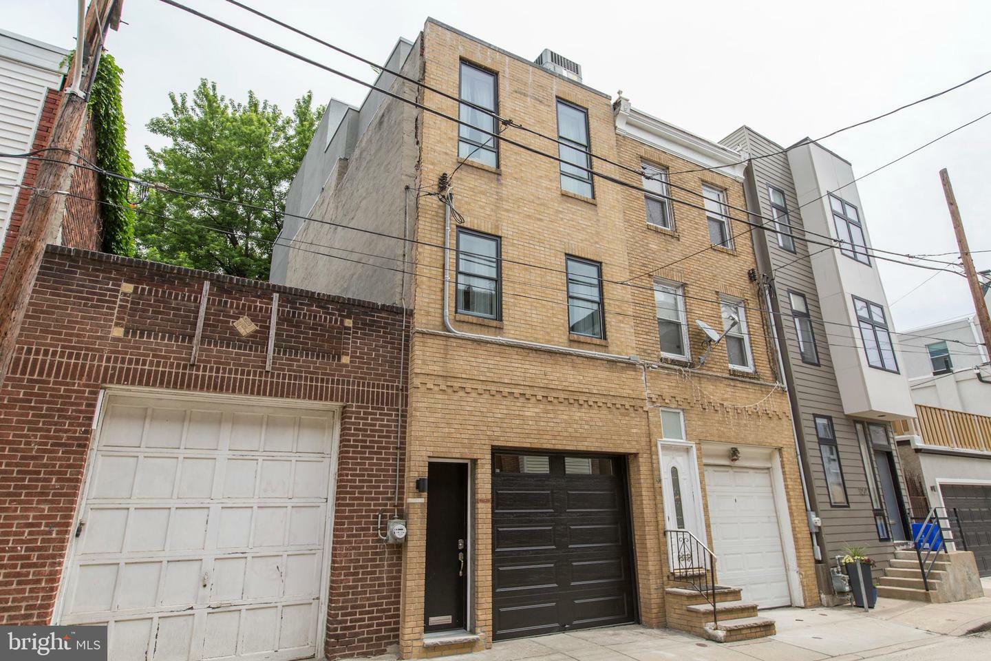 Property Photo:  1211 Annin Street  PA 19147 