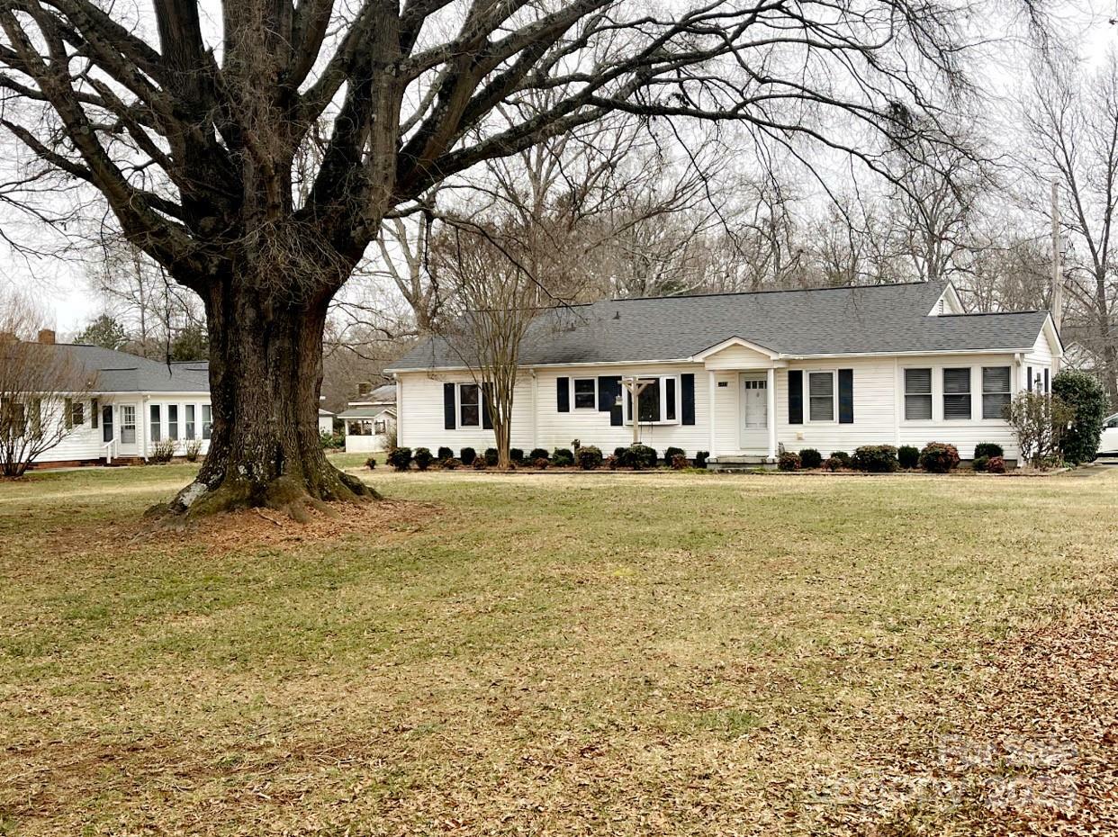 Property Photo:  9915 Washam Potts Road  NC 28031 