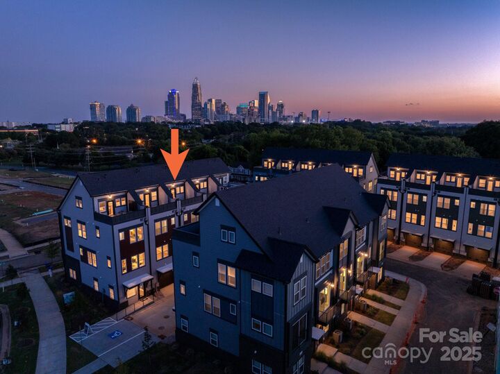Property Photo: 1615 Polk Street Eqx0208 NC 28206