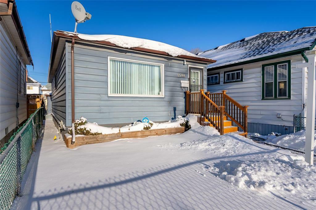 Property Photo:  1599 William Avenue  MB R3E 1A9 