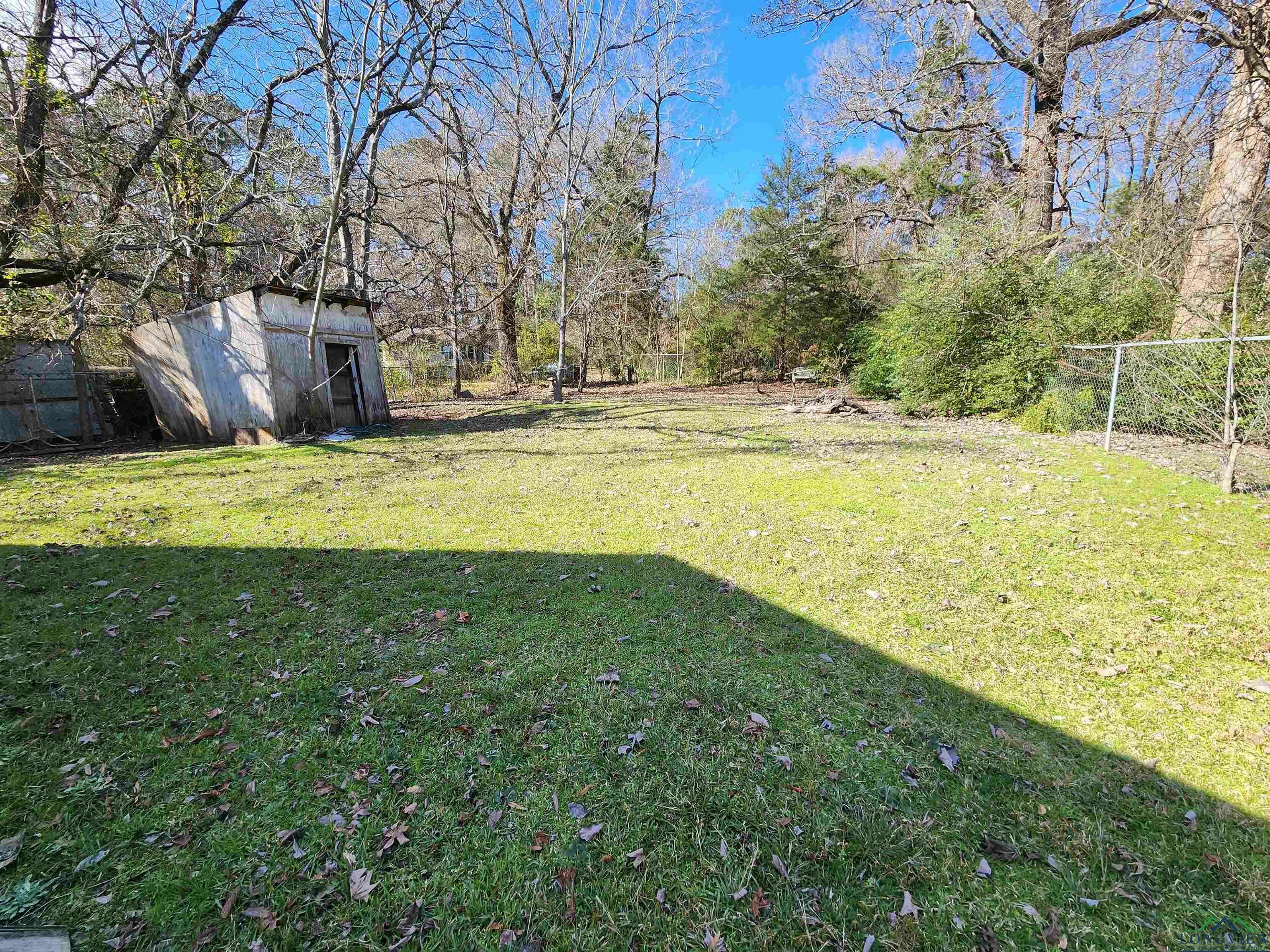 Property Photo:  409 St John St  TX 75657 